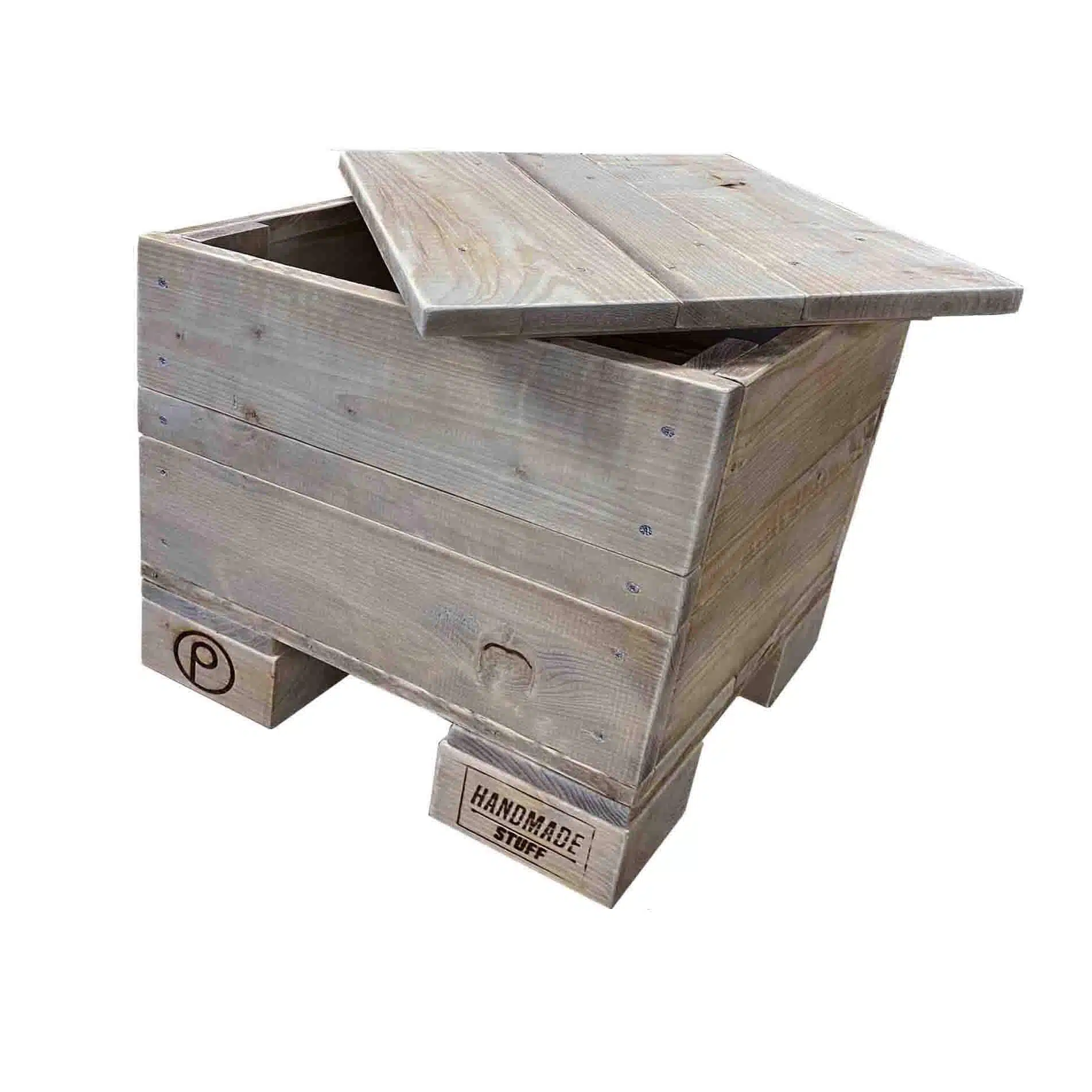 Hocker aus Europaletten Cube Palettenmoebel