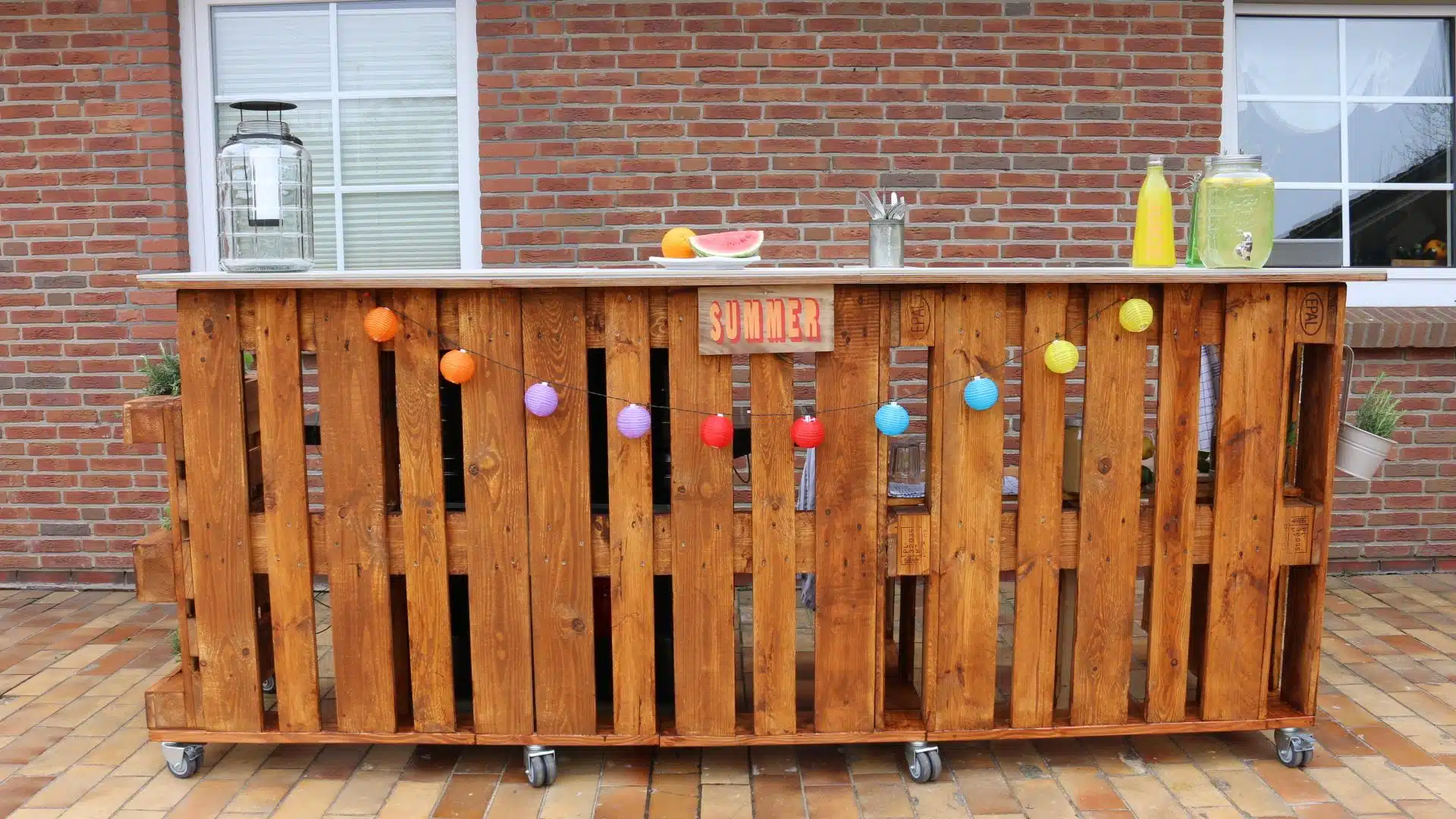 paletten bar tresen theke europaletten