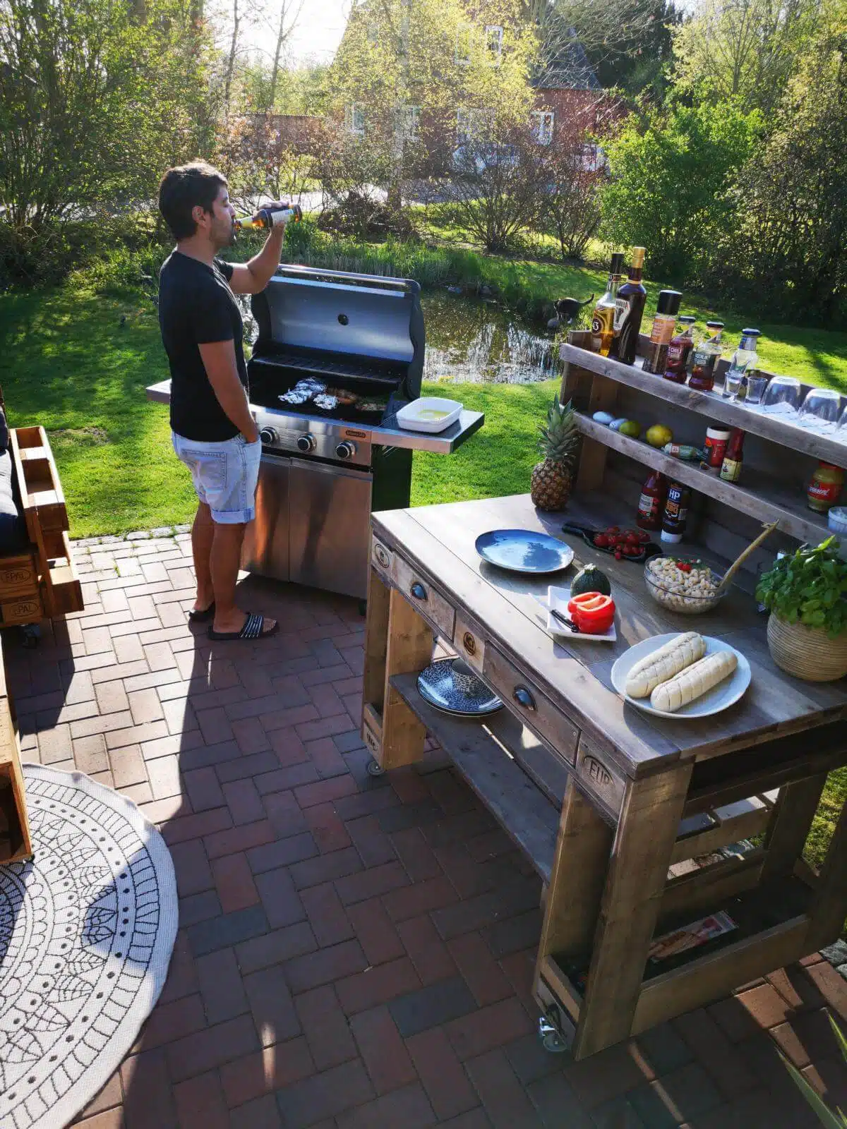 balkon und terrasse mit palettenmoebel