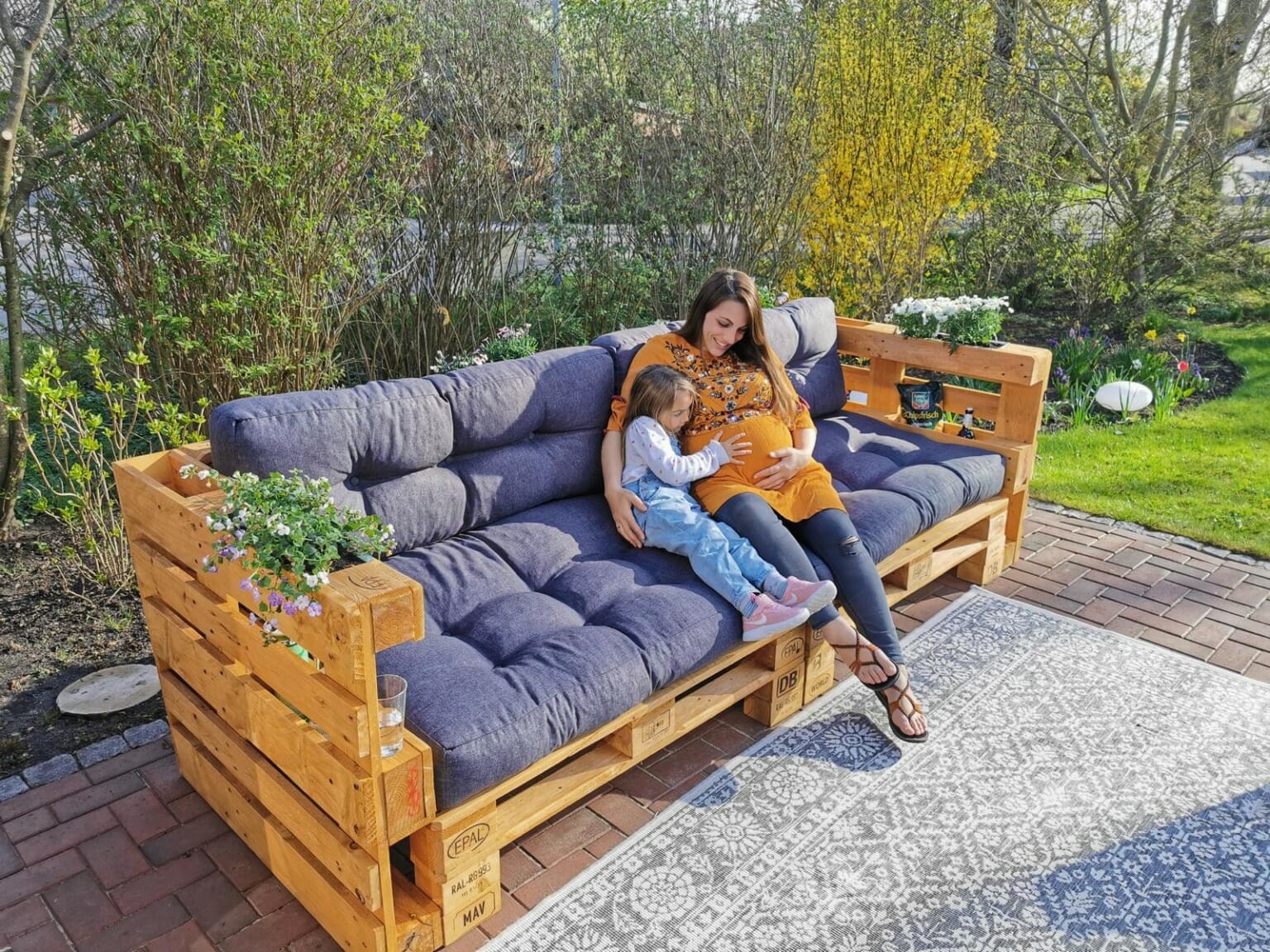 ᐅ Sitzmöbel aus Paletten selber bauen & kaufen DIY & Shop