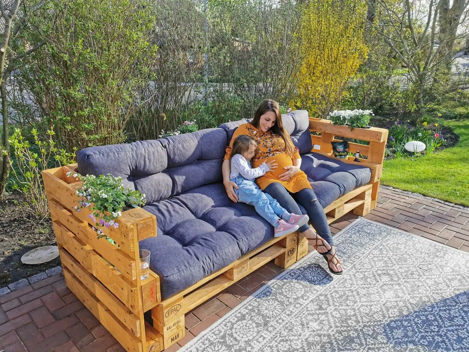 sitzmoebel aus paletten-palettenmoebel sitz moebel