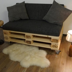 Palettenlounge-Bank aus Paletten-Palettensofa-Palettenmöbel kaufen-Shop (2)