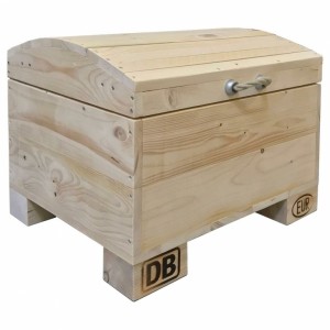 Truhe-aus-Paletten-Holztuhe-Palettenmöbel