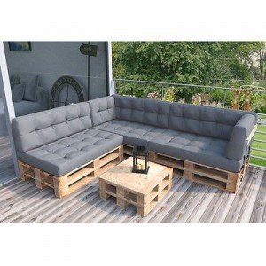 Palettenlounge auf der Terrasse-Palettenmöbel